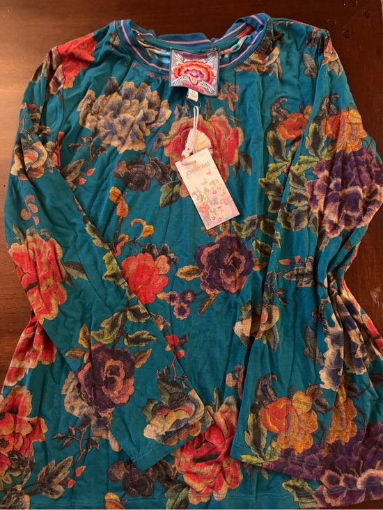 Johnny Was Tops - Johnny Was The Janie Favorite Long-Sleeve Tee with Red and Purple Blooms